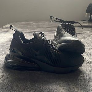 Nike Air Max 270
